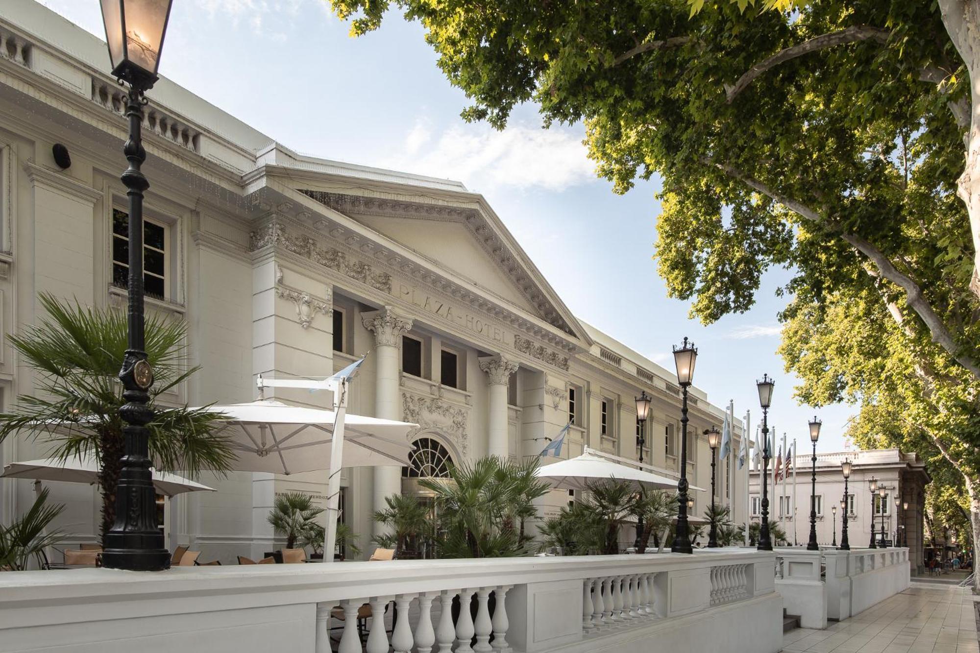 Park Hyatt Mendoza Hotel, Casino&Spa Bagian luar foto The exterior of the Los Angeles County Museum of Art