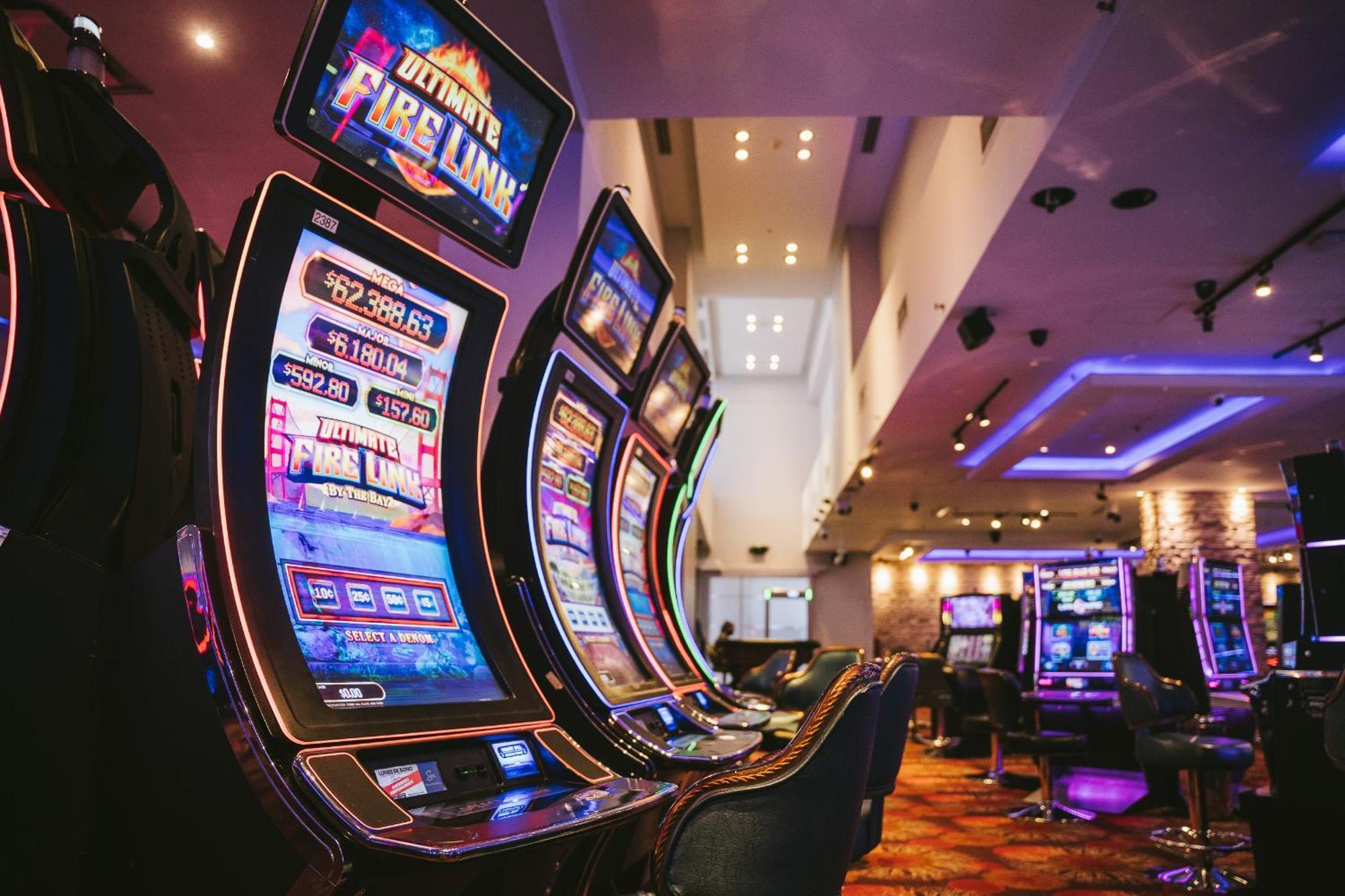 Park Hyatt Mendoza Hotel, Casino&Spa Bagian luar foto Casino Slots