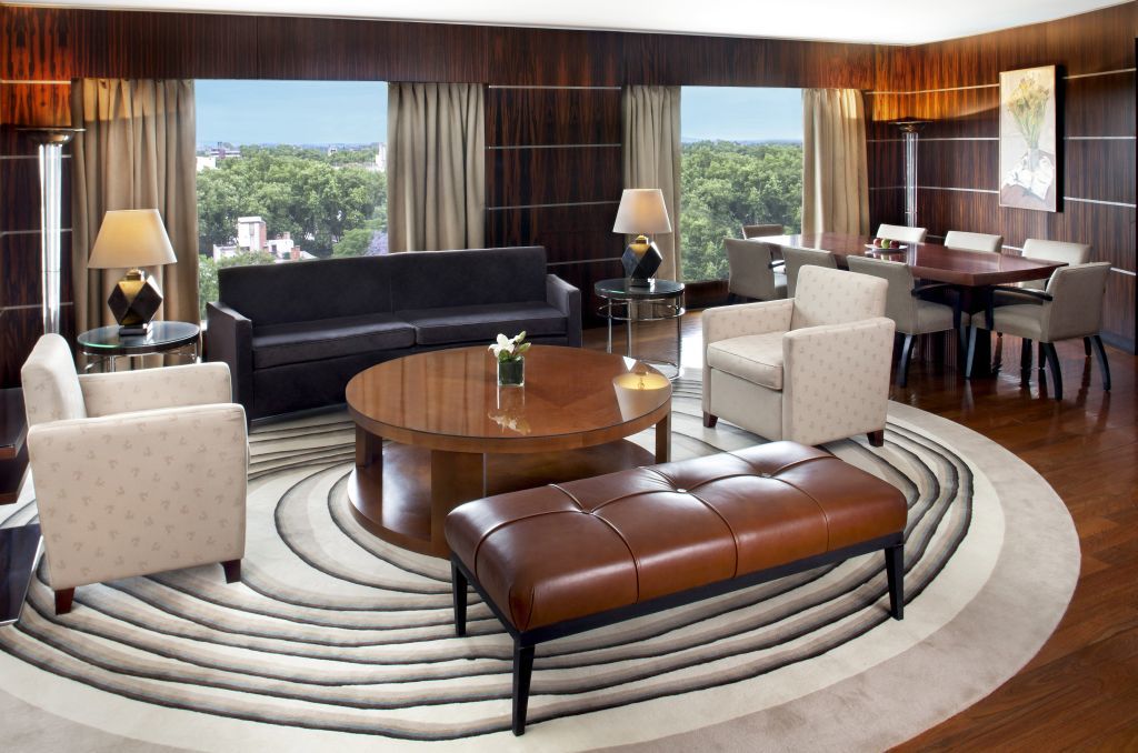 Park Hyatt Mendoza Hotel, Casino&Spa Bagian luar foto A suite at the InterContinental Madrid
